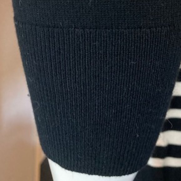 blouse - Picture 4 of 6